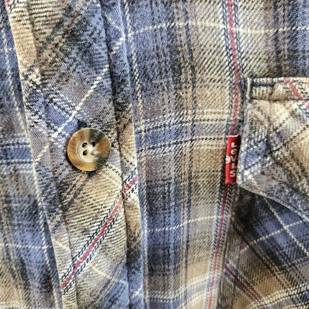 Levi's Mens Flannel Shacket‎ Plaid Quilted Lined Button Up Medium Blue Tan - Picture 2 of 9
